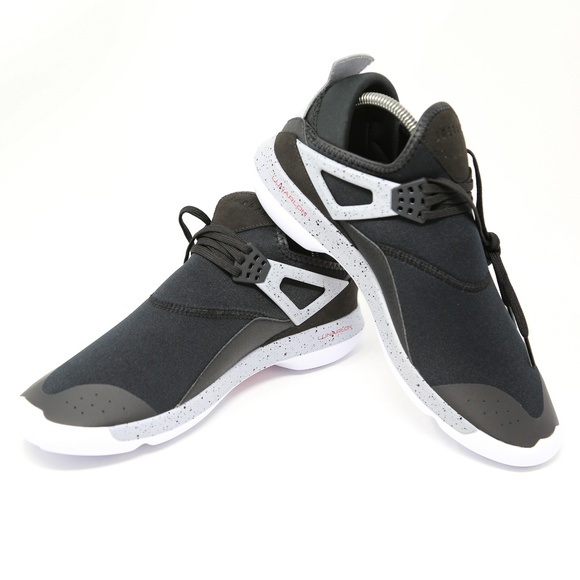 Air Jordan Fly 89 Black Red Grey 9.5 Trainer Train - Picture 5 of 8